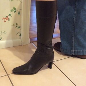 Ann Taylor Brown Heeled Boots
